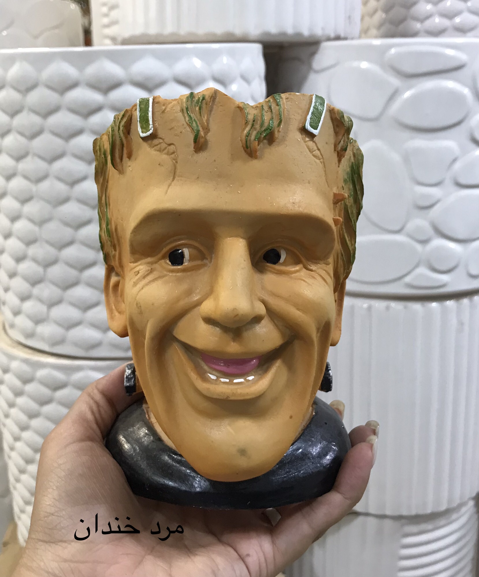 گلدان چهره مرد